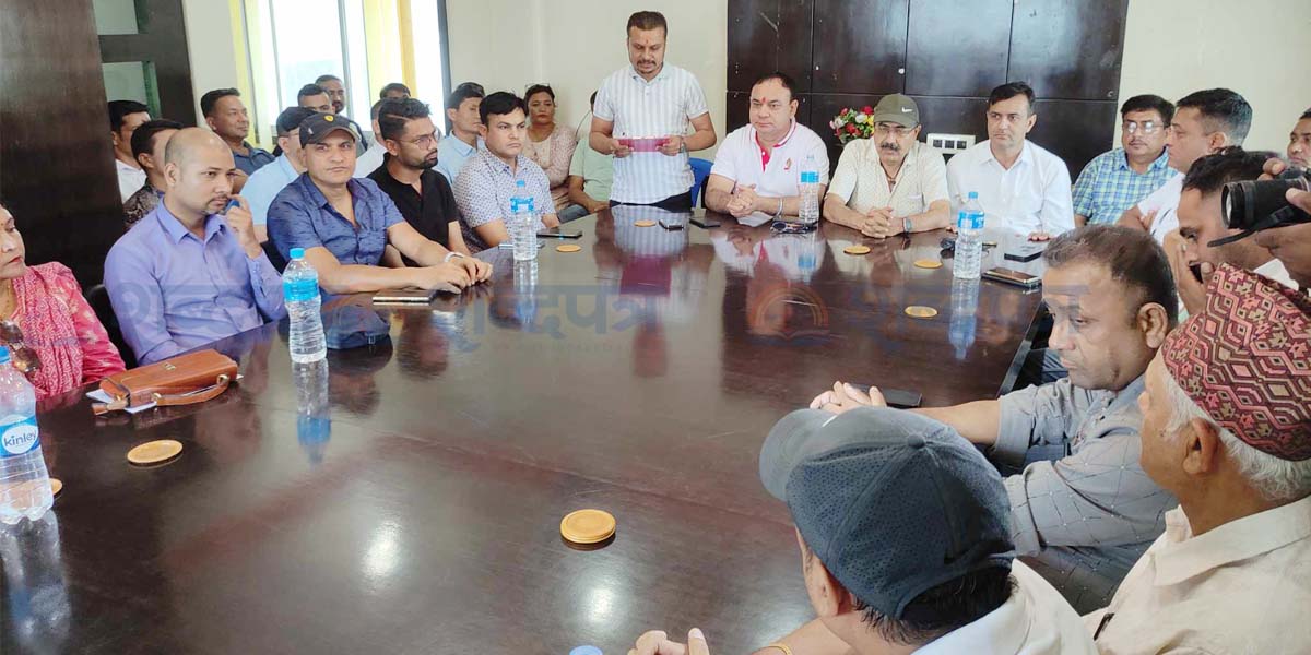 बैंक तथा बित्तिय संस्था भएको घर तोडफोडप्रति बिर्तामोड उद्योग वाणिज्य संघको गम्भीर ध्यानाकर्षण (भिडियोसहित) 
