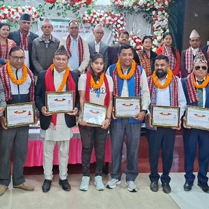 बचत तथा ऋण सहकारी संघ झापाको सपथ ग्रहणसँगै पद हस्तान्तरण