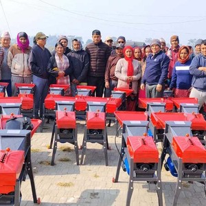 हल्दीवारी–३ द्धारा ५६ जना कृषकलाई मकै छोडाउने मेशिन वितरण 