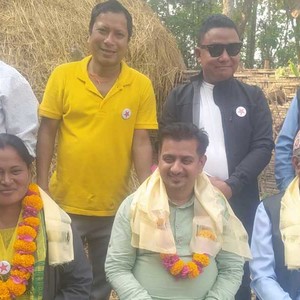 झापा क्षेत्र नम्बर ३ मा उम्मेदवार डील्लीराम घिमिरे ‘हिक्मत’ को घरदैलो अभियान तीव्र झापा क्षेत्र नम्बर ३ मा उम्मेदवार डील्लीराम घिमिरे ‘हिक्मत’ को घरदैलो अभियान तीव्र