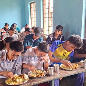 दीपक ओलीको एसईईमा सहभागी बिद्यार्थीलाई ४५ दिने खाना खुवाउने अभियान अन्तिम चरणमा दीपक ओलीको एसईईमा सहभागी बिद्यार्थीलाई ४५ दिने खाना खुवाउने अभियान अन्तिम चरणमा