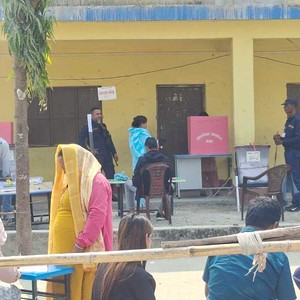 झापामा ६५ प्रतिशत मत खस्यो, आज राति १२ बजेदेखि मत गणना सुरु गरिने 