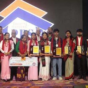 पारिजात पब्लिक  स्कूलको रजत जयन्तीमा दर्जनौँ सम्मानित