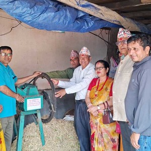 सामाजिक काममा रमाउने बजगाँई र थापा सामाजिक काममा रमाउने बजगाँई र थापा