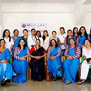 नारी सञ्चार गृह झापाको १५ औँ स्थापना दिवसमा बाढीपीडितलाई सहयोग 