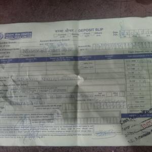 बाढीपिडीतलाई इन्द्रेणी महिला समाज झापाको आर्थिक सहयोग बाढीपिडीतलाई इन्द्रेणी महिला समाज झापाको आर्थिक सहयोग