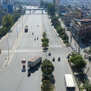 दशैं मनाउन गाउँ फर्किने बढेसँगै काठमाडौंका सडक सुनसान